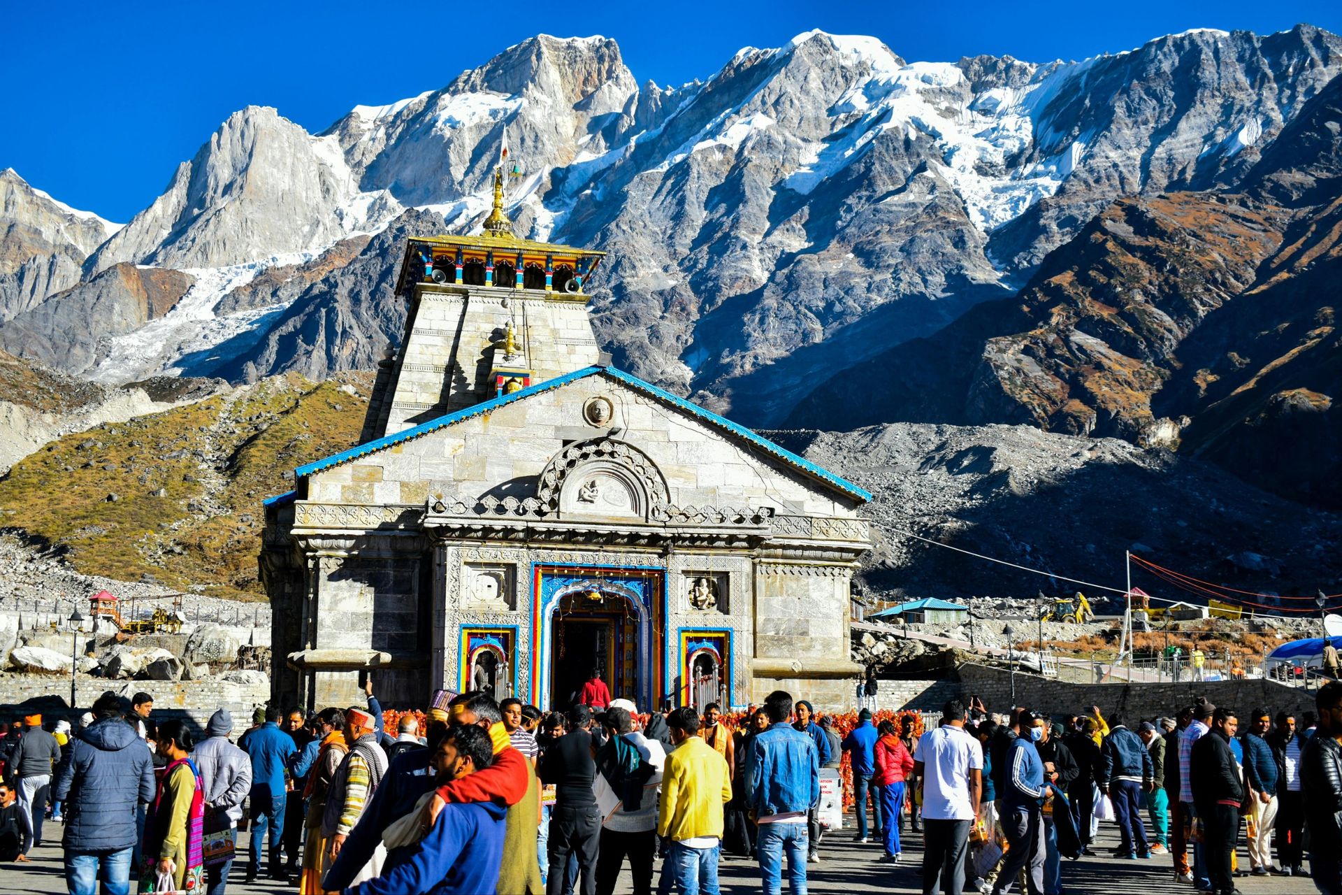 Outstation taxi service from Agra for religious trips